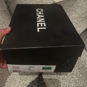 CC skor  - CC vit/ silver skor