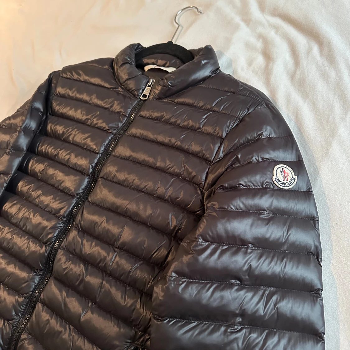 Svart dunjacka från Moncler - 1