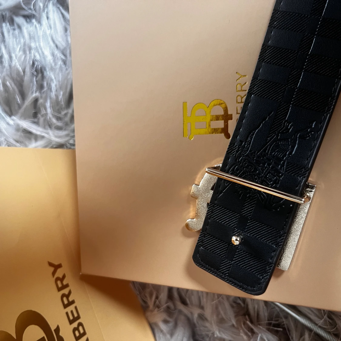 Vändbar burberry läder bälte  - 4