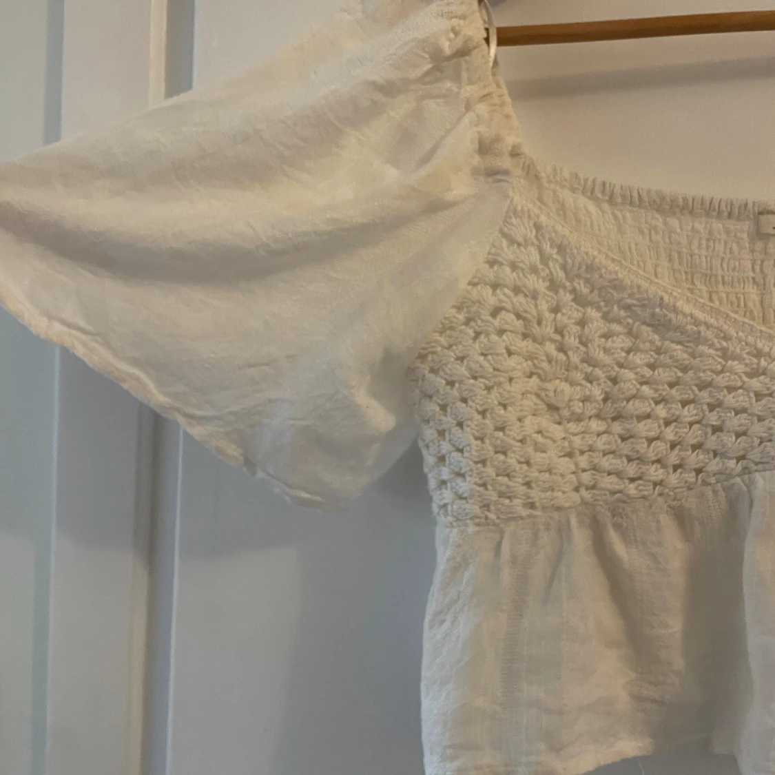 Vit blus med virkade detaljer Pull&Bear - 1