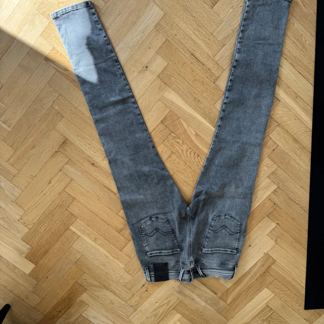 Replay Anbass grå jeans, storlek 30/32 - 2