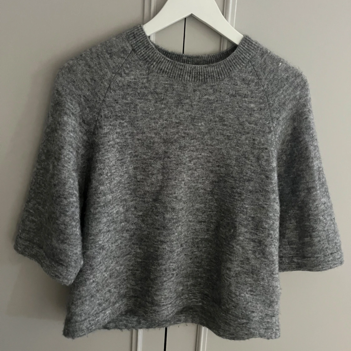 Trekvartsärmad stickad tröja  - 2