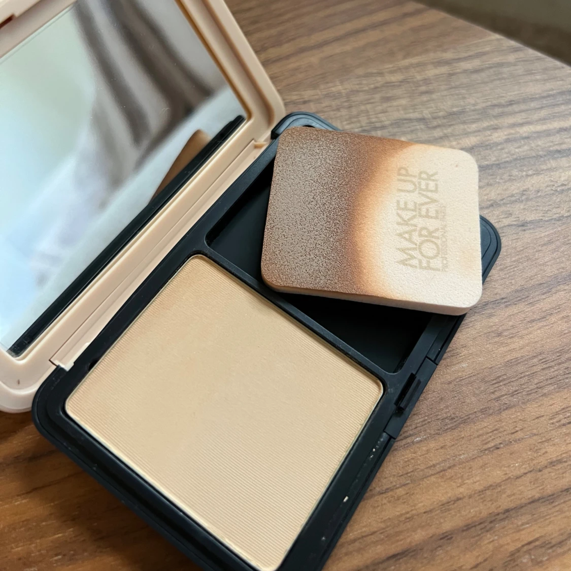 Make Up For Ever HD Skin Matte Velvet - 3