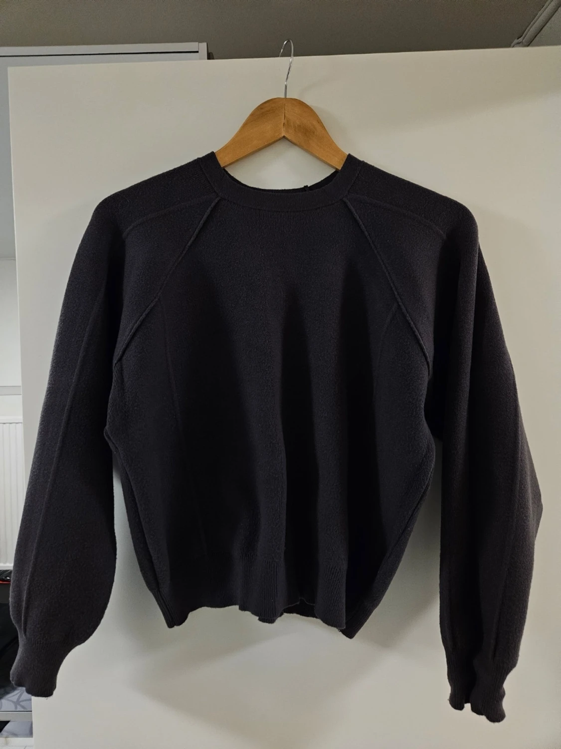 Mörkgrå basic sweatshirt