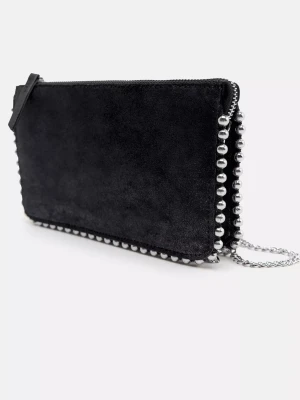 Miniväska från Zara - jättesnygg mini axelremsväska från Zara ☺️ köpt i frankrike, säljer då den  inte kommer till användning längre 💞