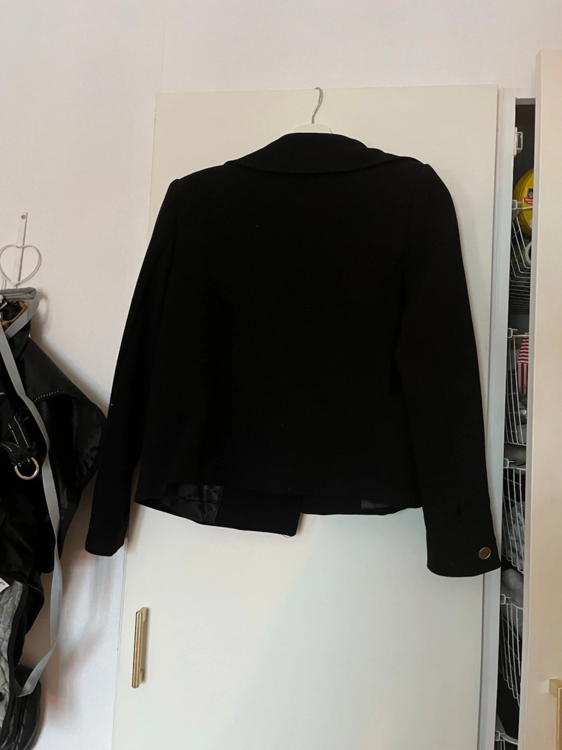 Svart kort kappa - 1