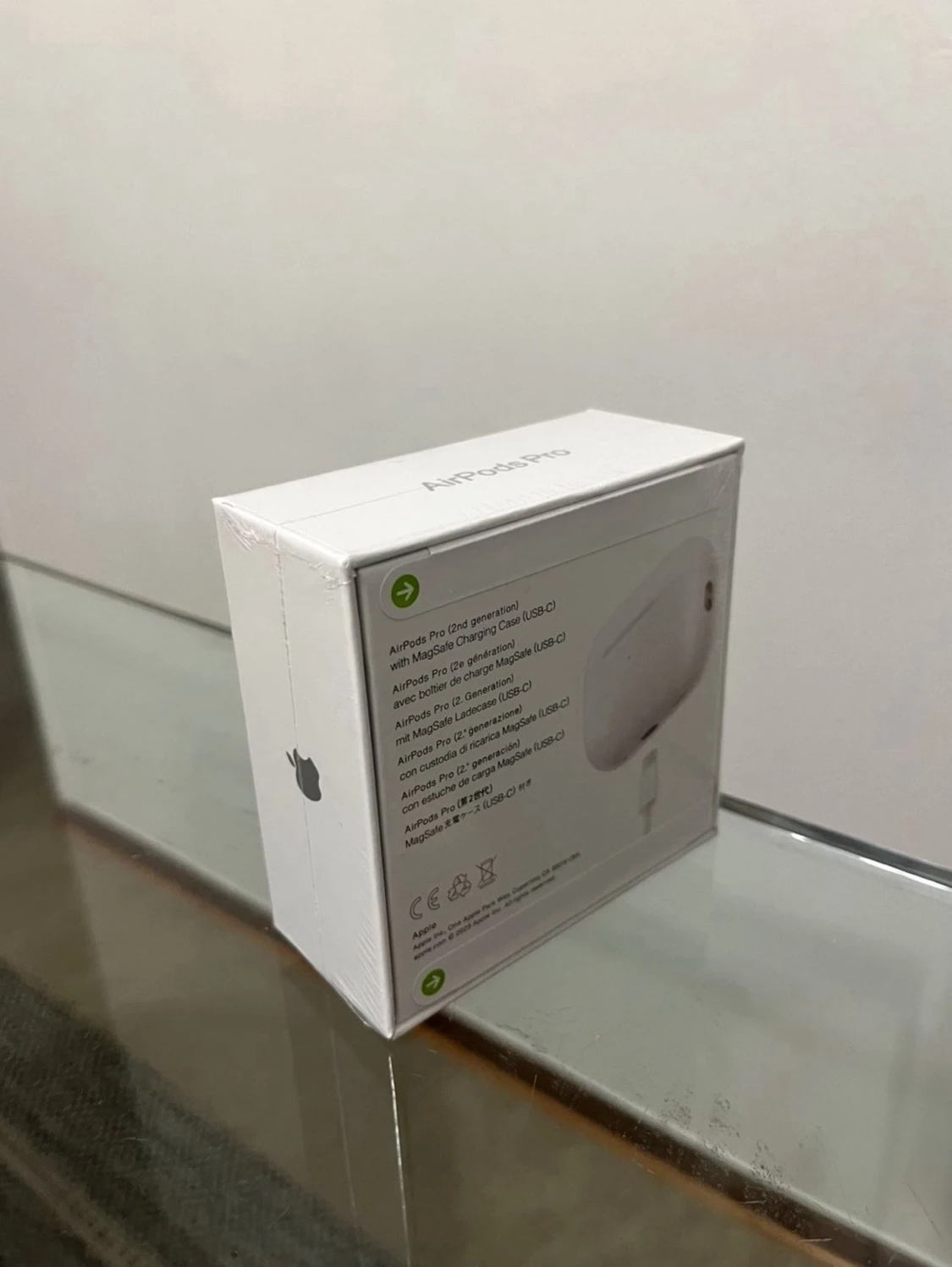 AirPods Pro (2nd generation) MagSafe USB-C finns kvitto om ni vill se - 3