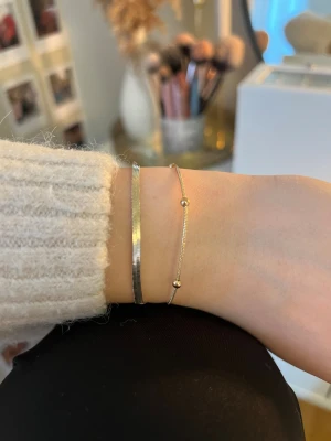 Armband - Dubbel guld armband i guld, ifrån ur o Penn