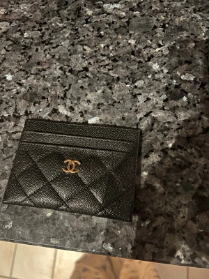 Plånbok  - Plånbok i faux leather. Inga skador 