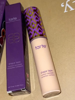 Tarte concealer  - Tarte-concealer, helt nytt och oanvänt. Färg: Light neutral (22N)