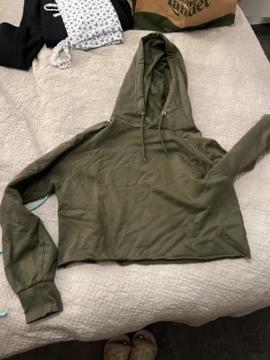 NAKD TRÖJA  - Fint skick 