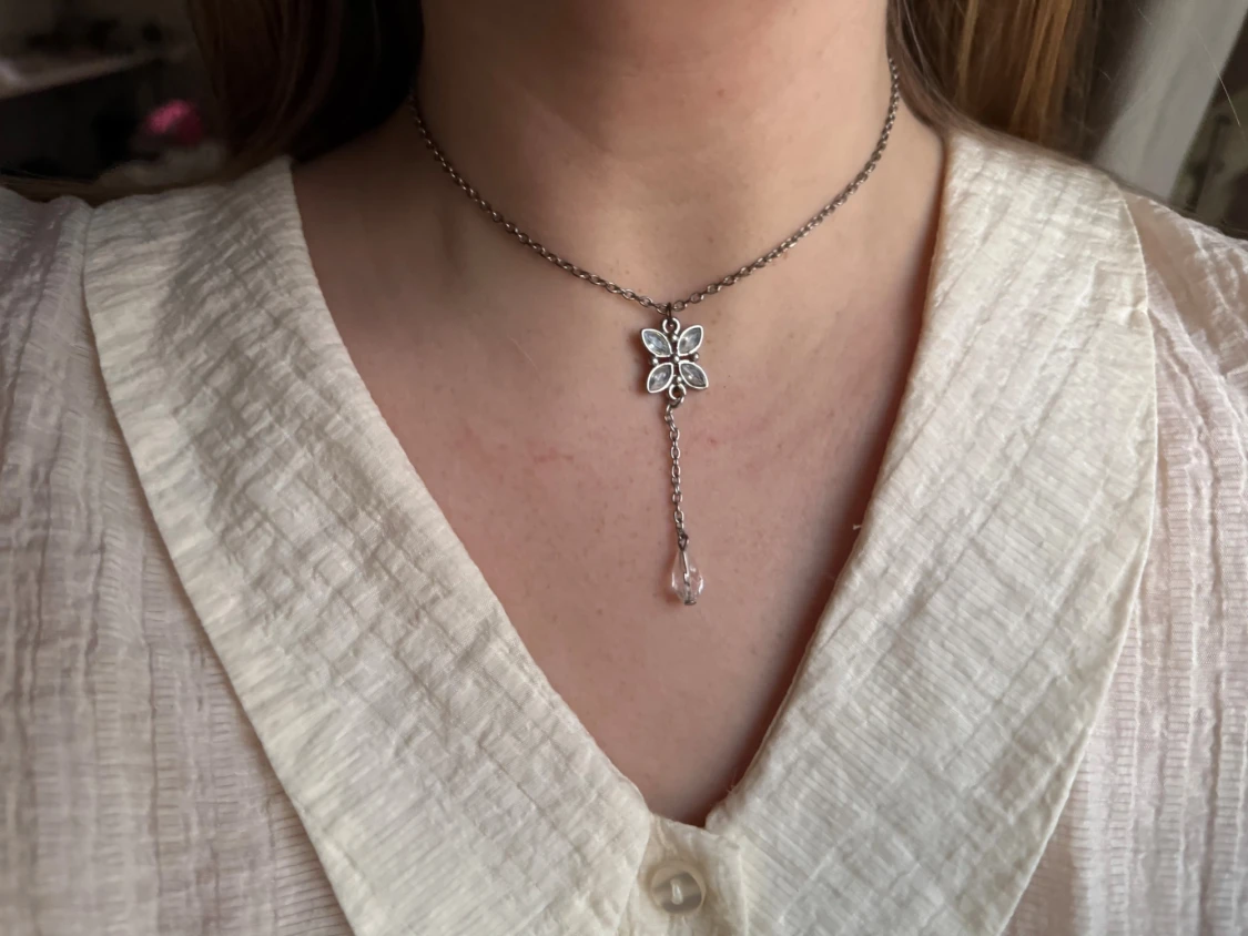 Handgjort repurposed halsband  - 2