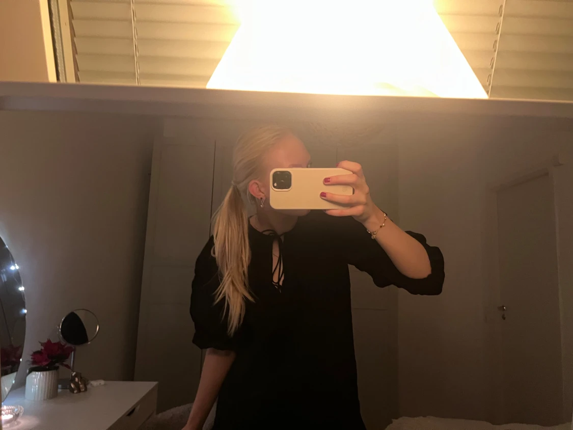 Svart klänning  - 1