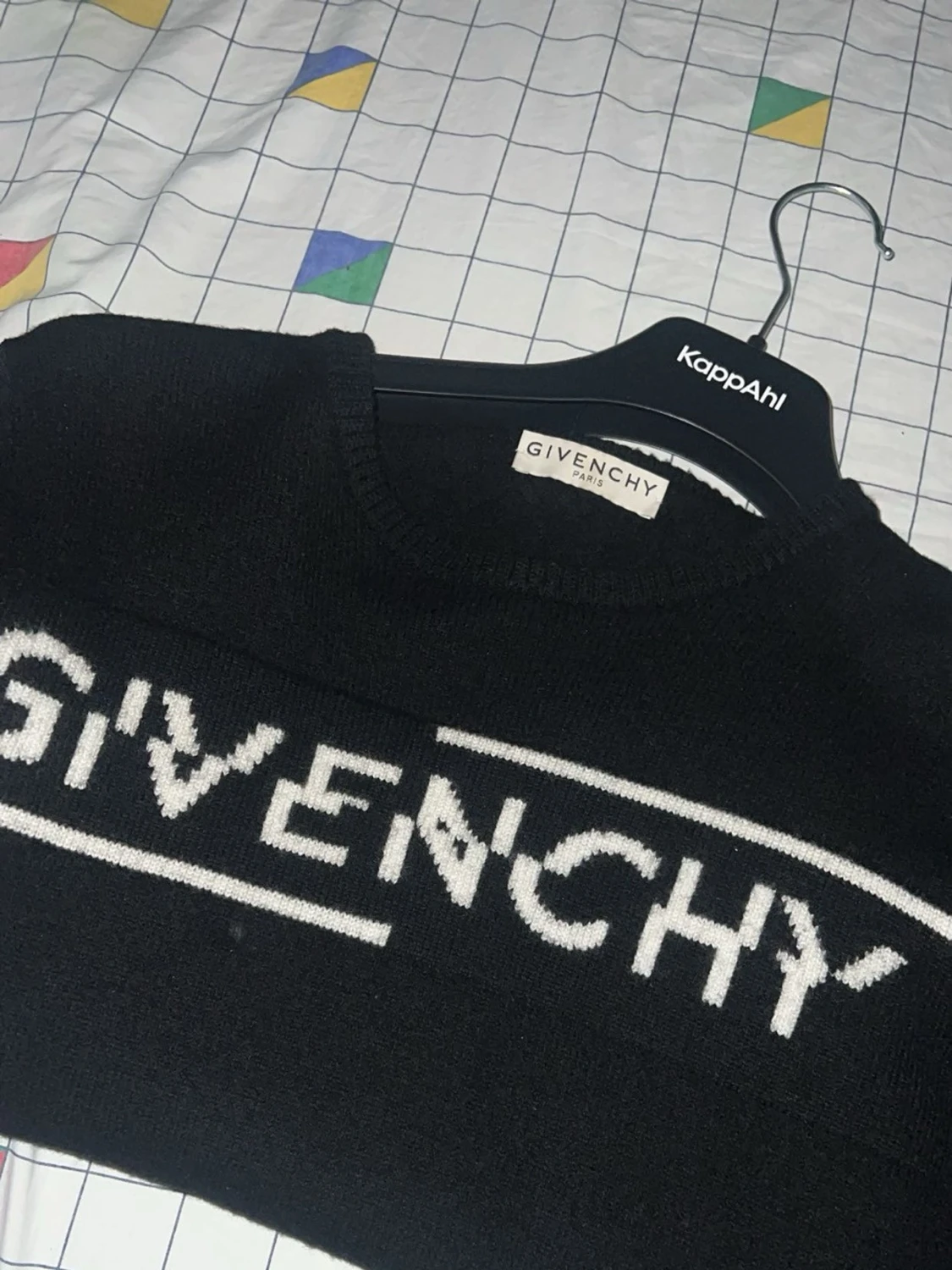 Svart stickad tröja från Givenchy - 2