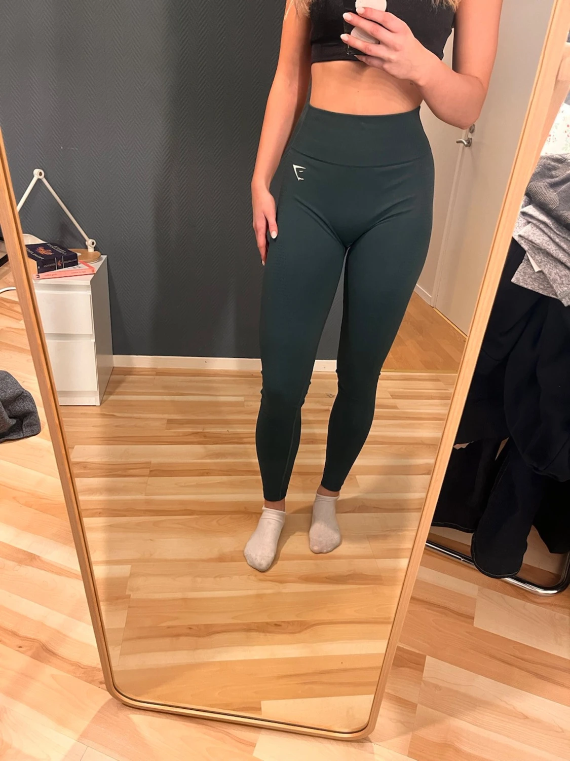 Mörkgröna seamless leggings från Gymshark - 1
