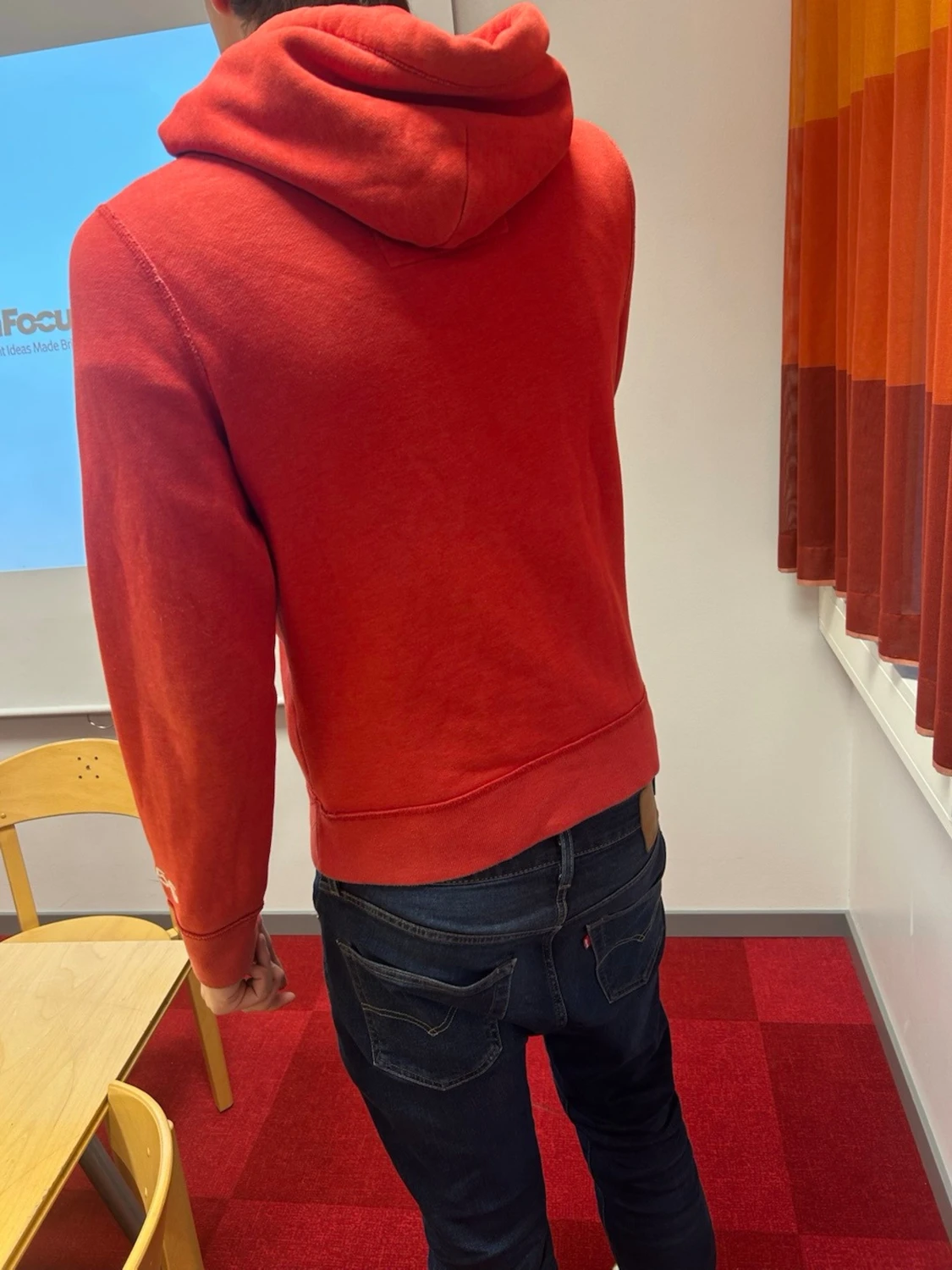 Röd Hollister hoodie - 3