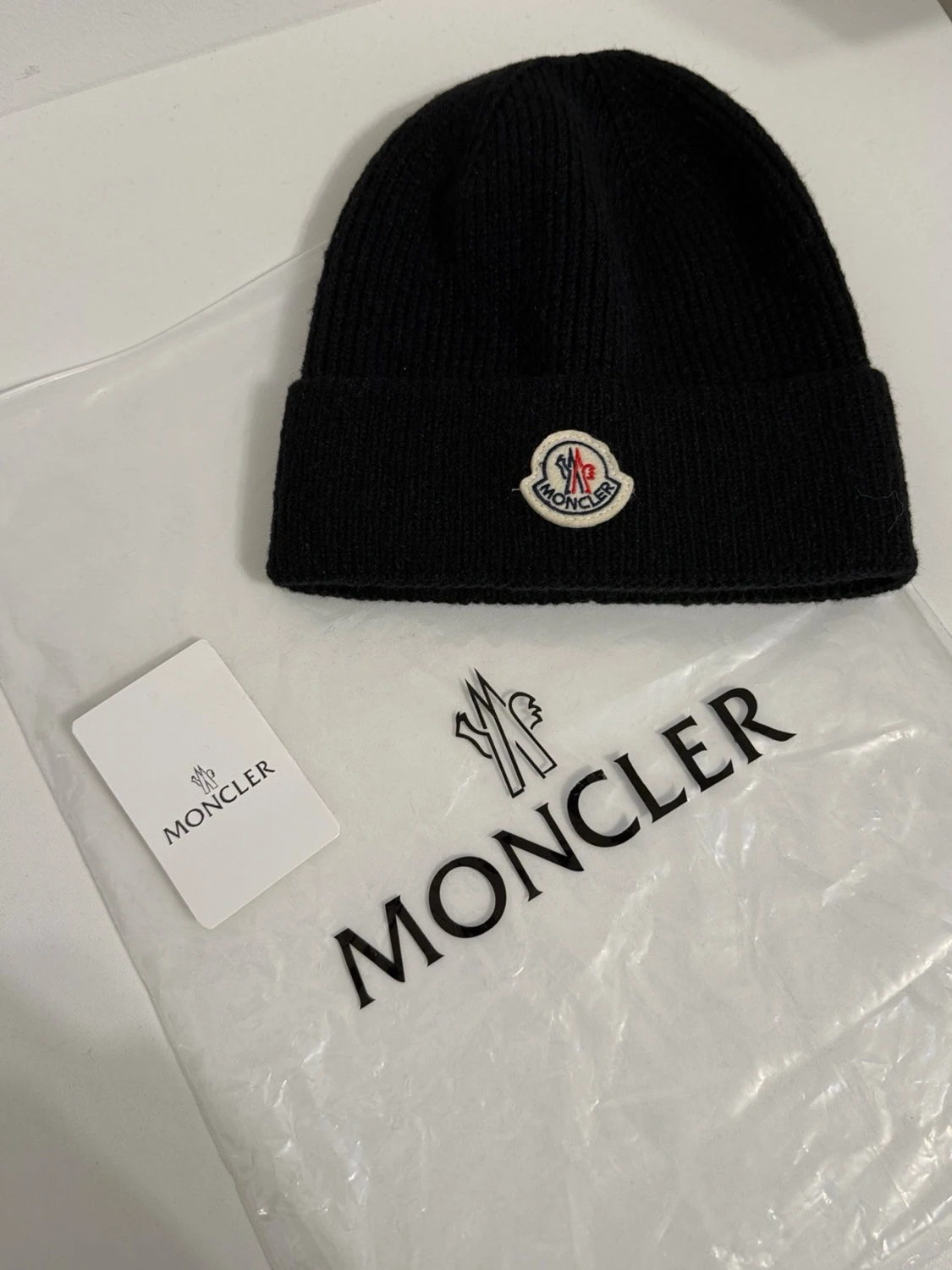 Svart Moncler mössa i ull - 2
