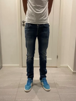 Replay Grover Jeans  - Säljer nu dessa Replay Grover Jeans, W29 o L32, skriv för fler bilder/frågor🙌🏼