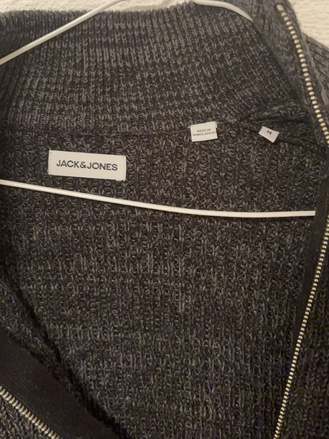 Stikad zip tröja  - 1