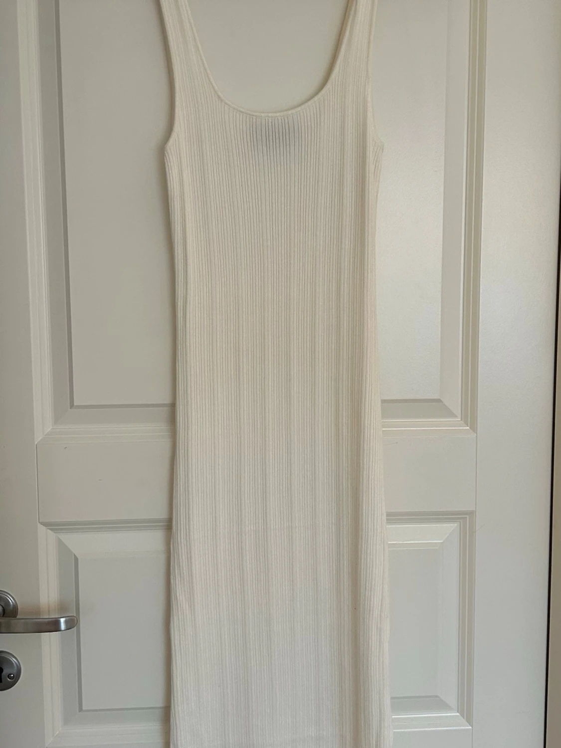 Stickad klänning - 1