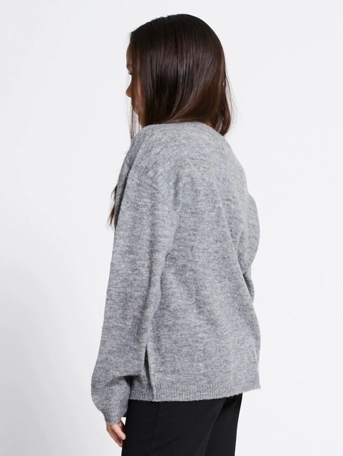 Grå stickad tröja i loose fit - 2