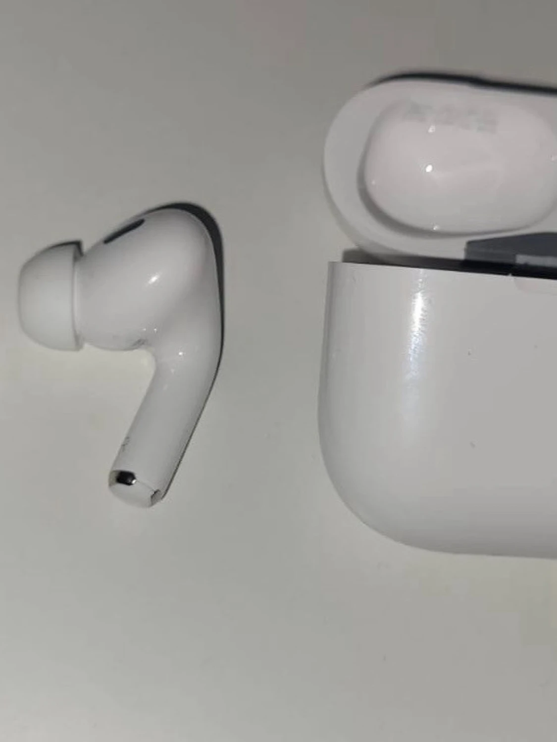 AirPods Pro 2 - 2