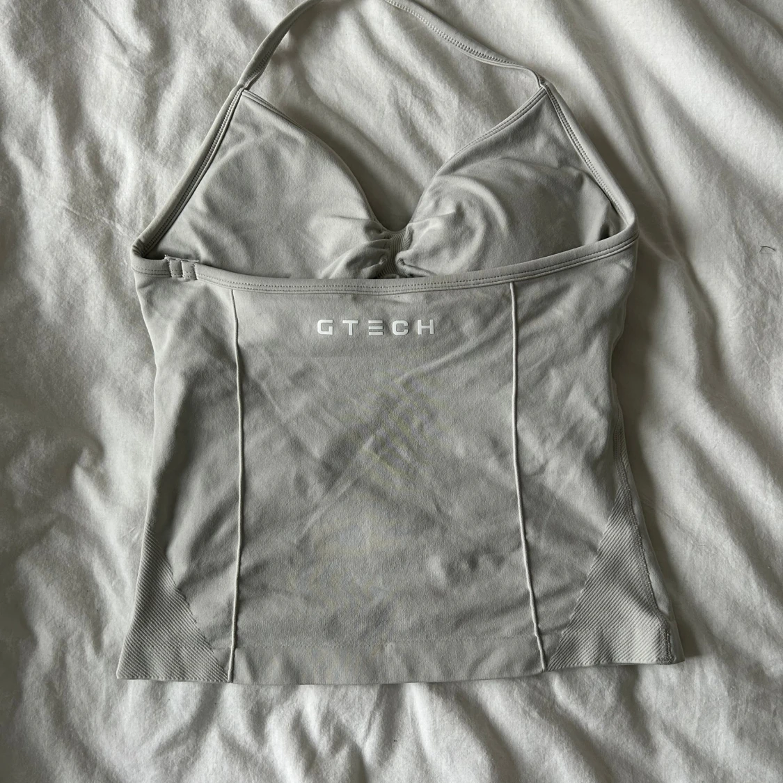 GTECH - Performance Cami Halter Top - Light grey (S) - 1