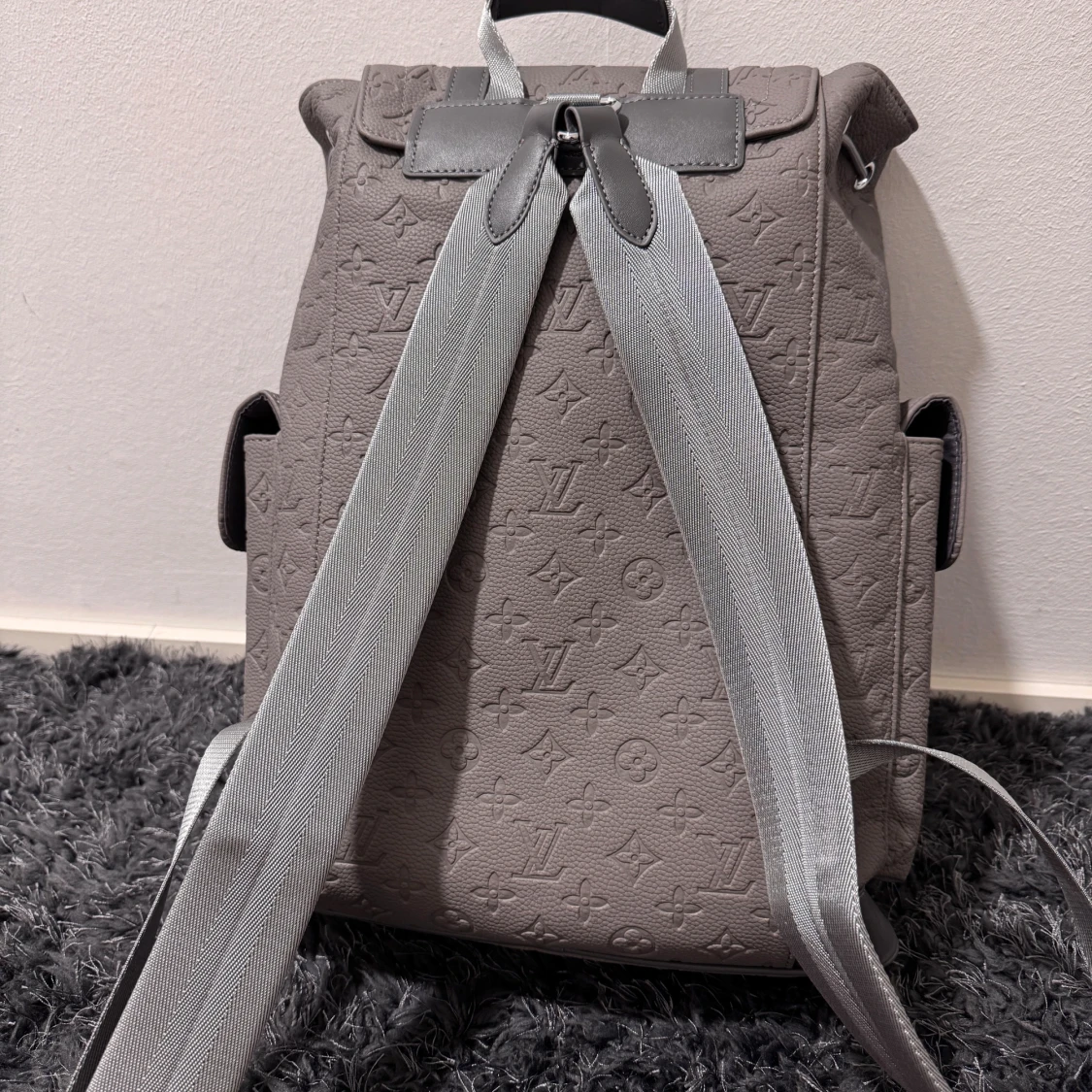 Grå Louis Vuitton ryggsäck i skinn - 2