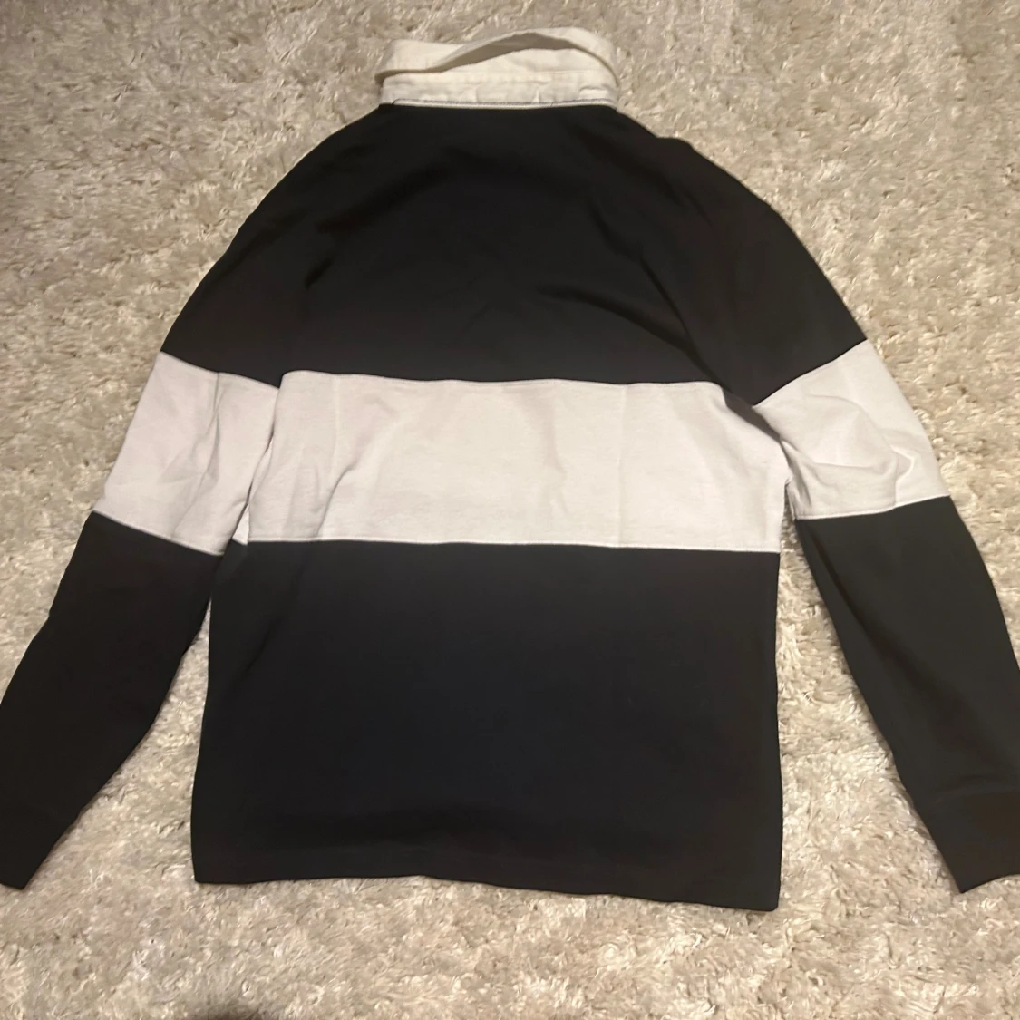 Randig pikétröja från H&M svart/vit - 1