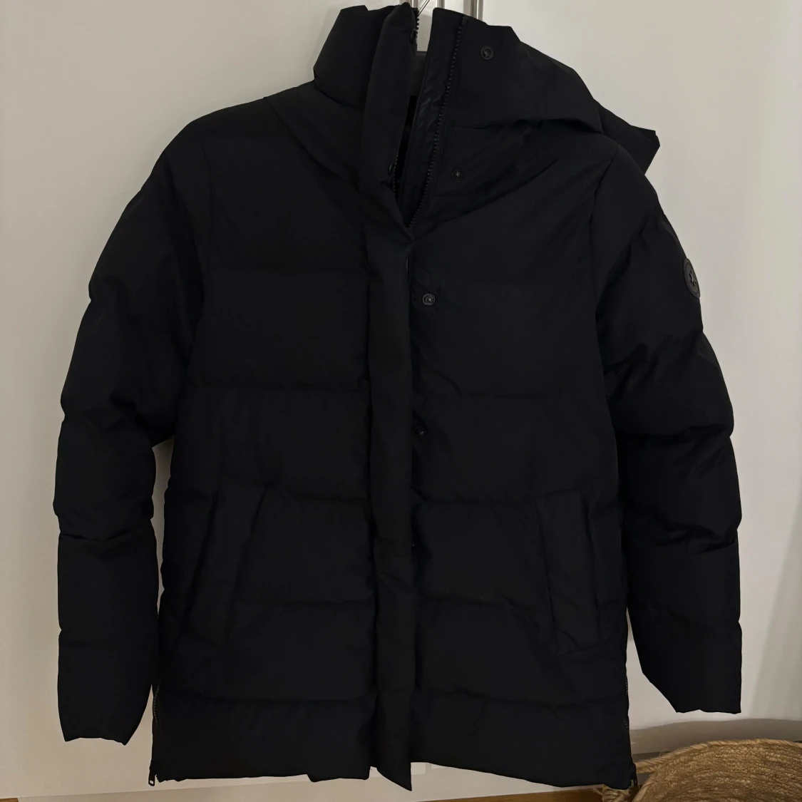 Svart pufferjacka från Everest - 1