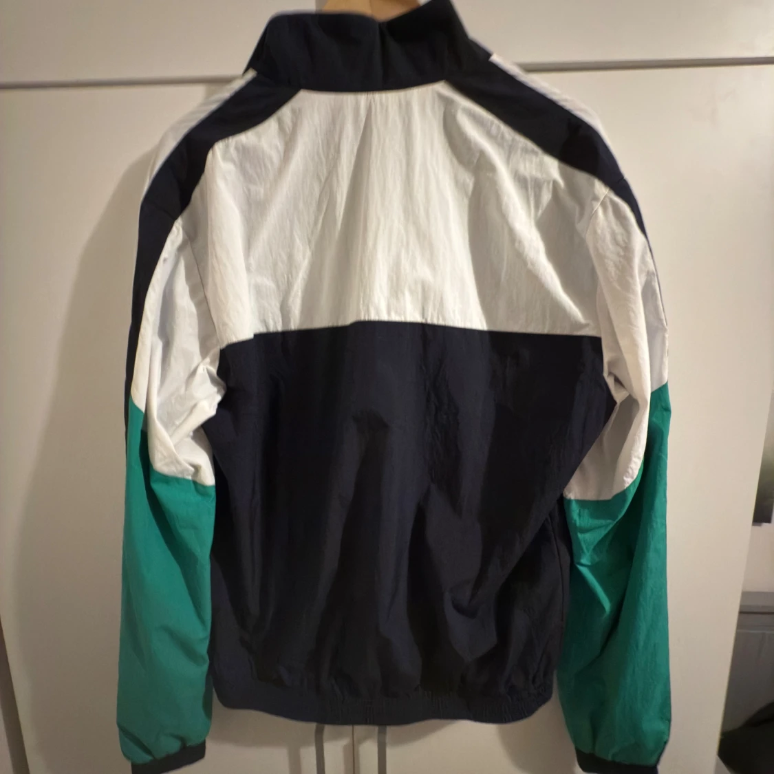 Lyle & Scott färgblockad vindjacka - 1