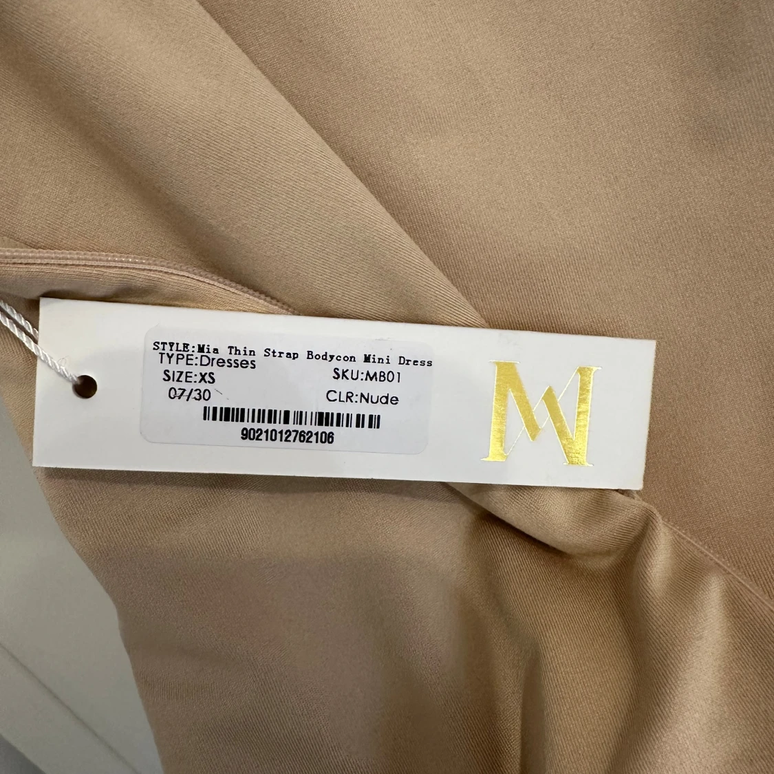 Beige bodycon klänning från Meshki - 3