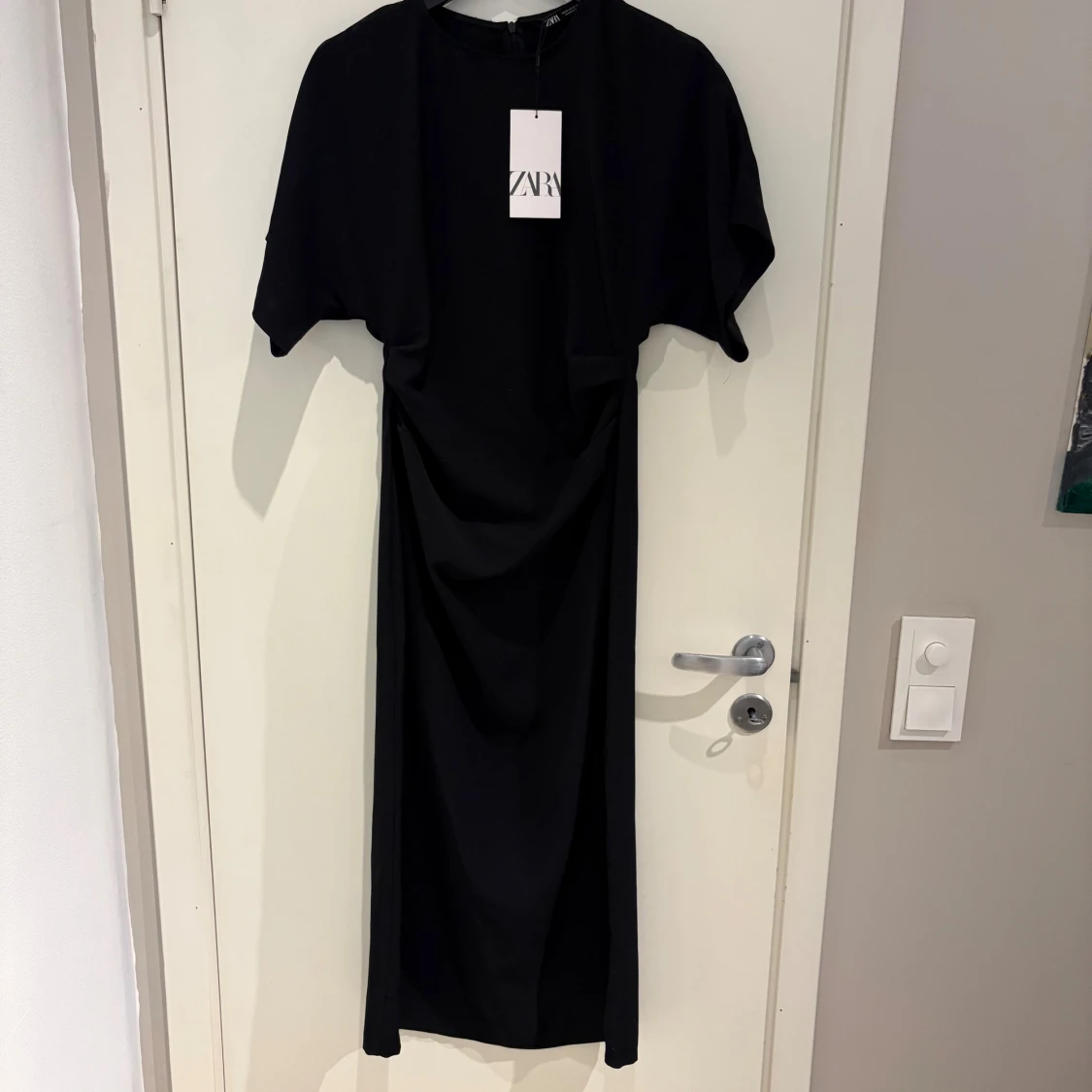 Svart långklänning från Zara