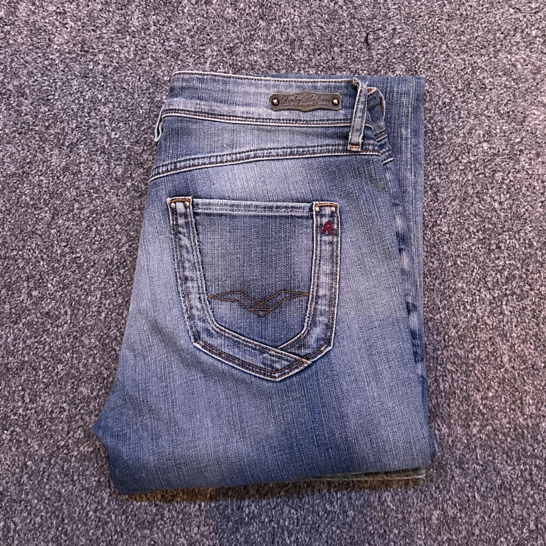 Replay Anbass jeans ljusblå 30/32 - 2