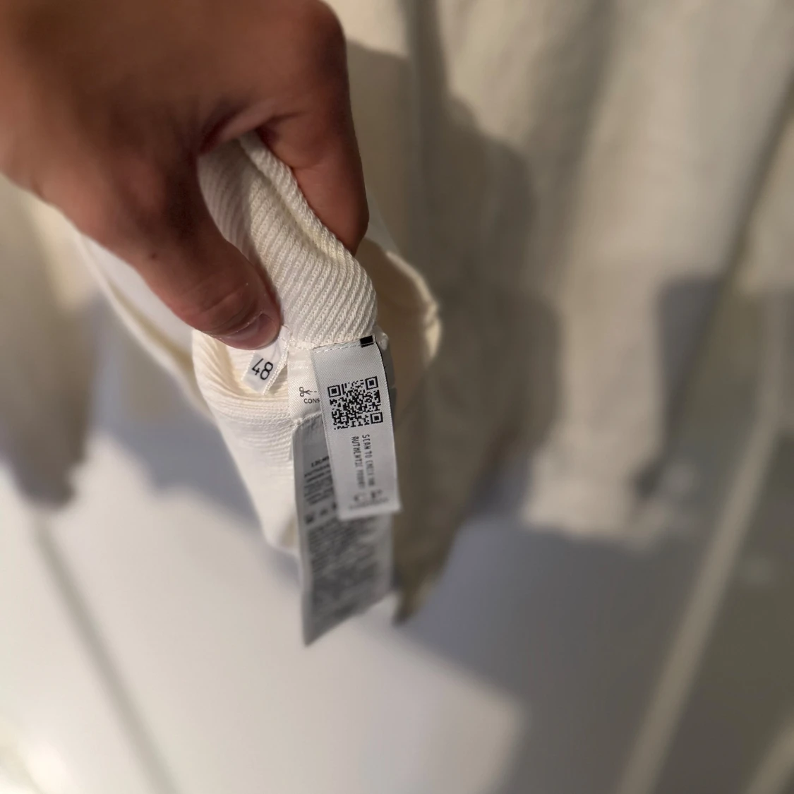 Vit hoodie från C.P. Company - 4