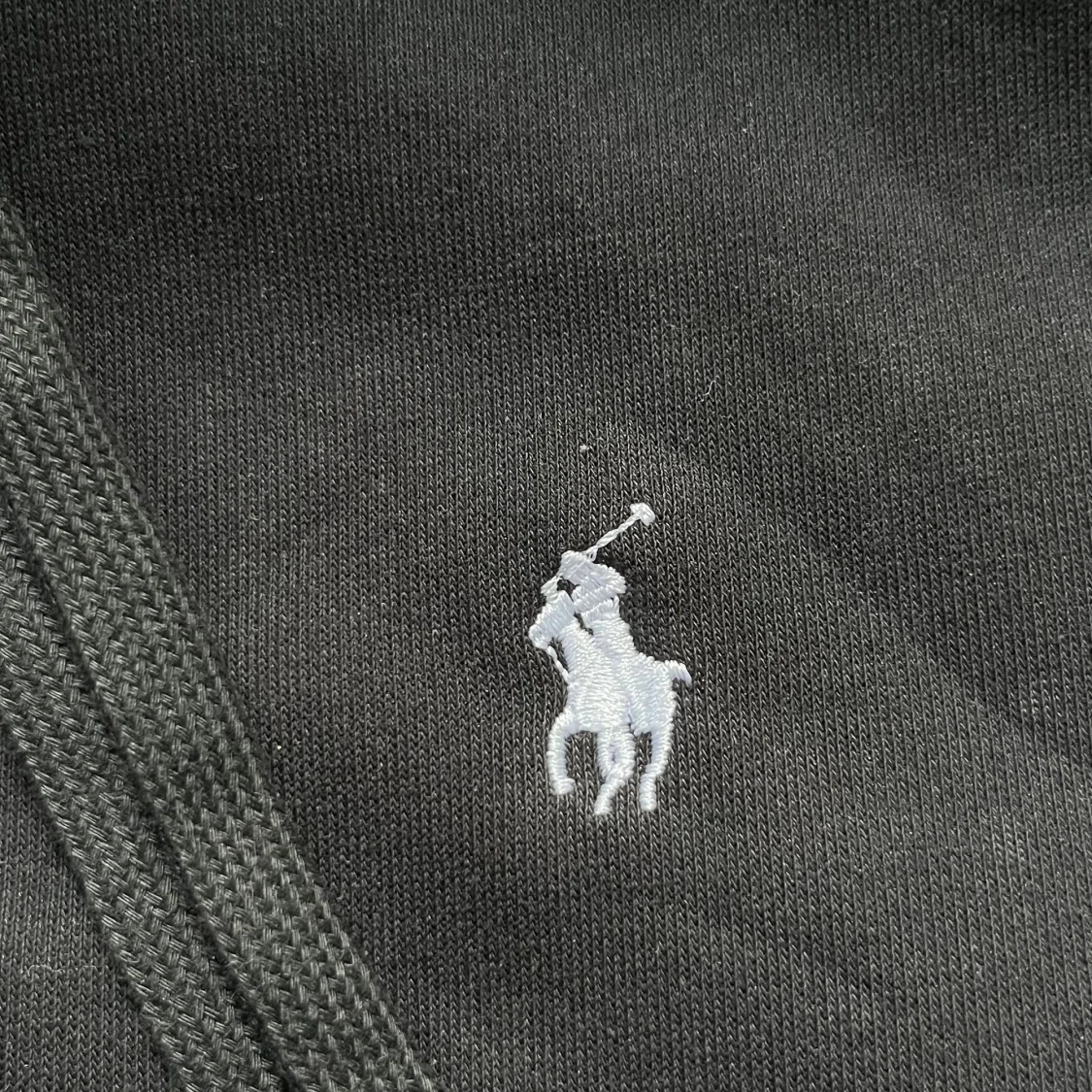 Svart hoodie från Polo Ralph Lauren - 1