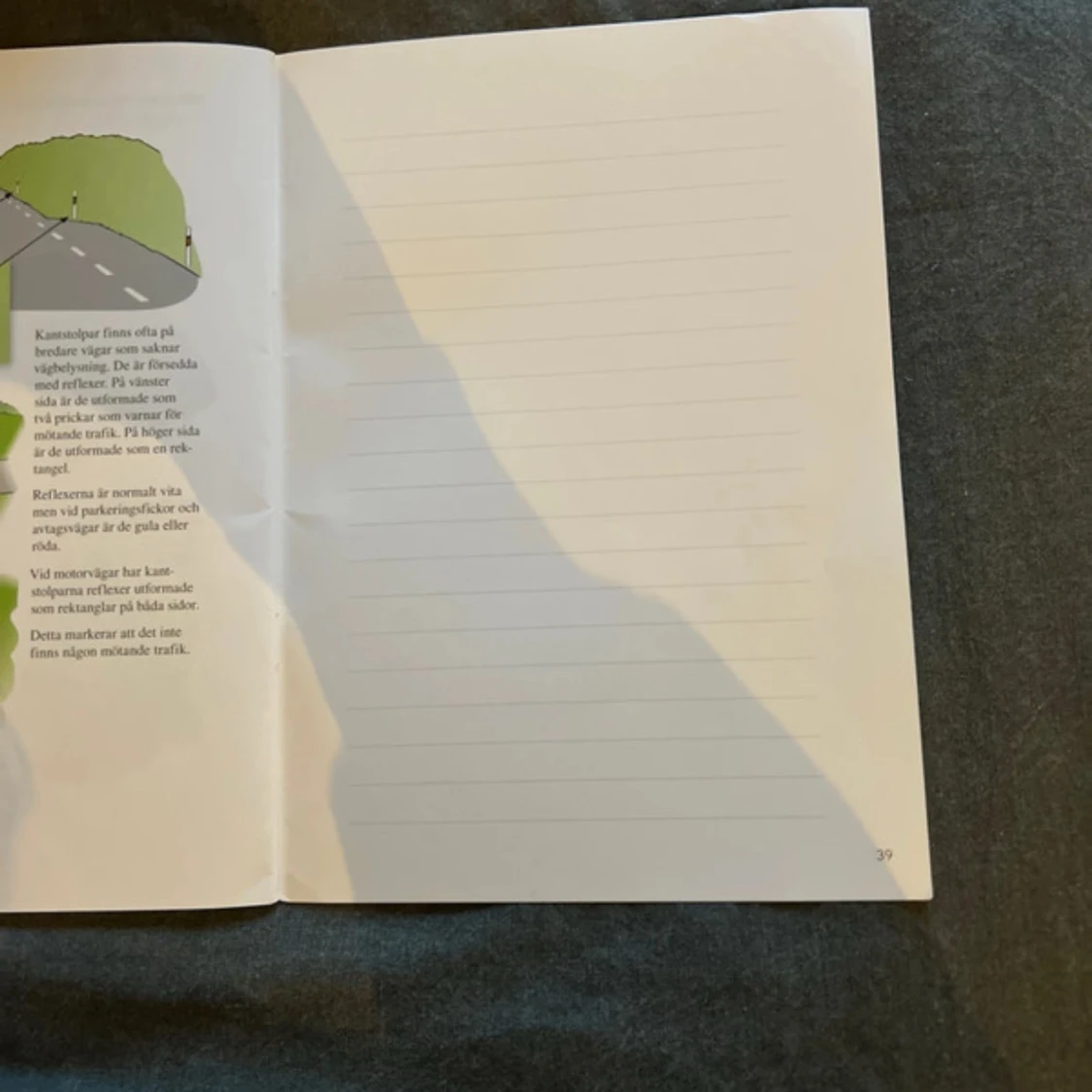 Vägmärken & vägmarkeringar - 3
