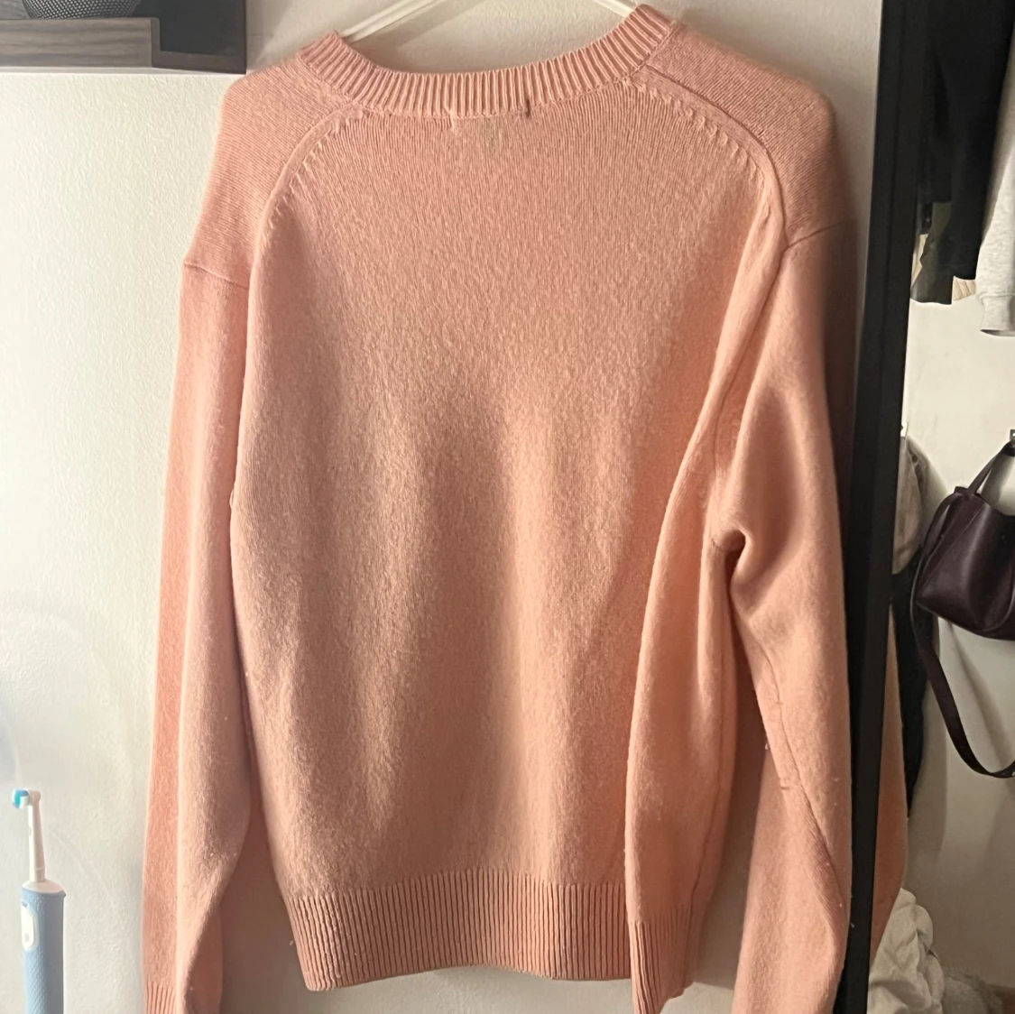 Ljusrosa stickad tröja från Uniqlo - 1