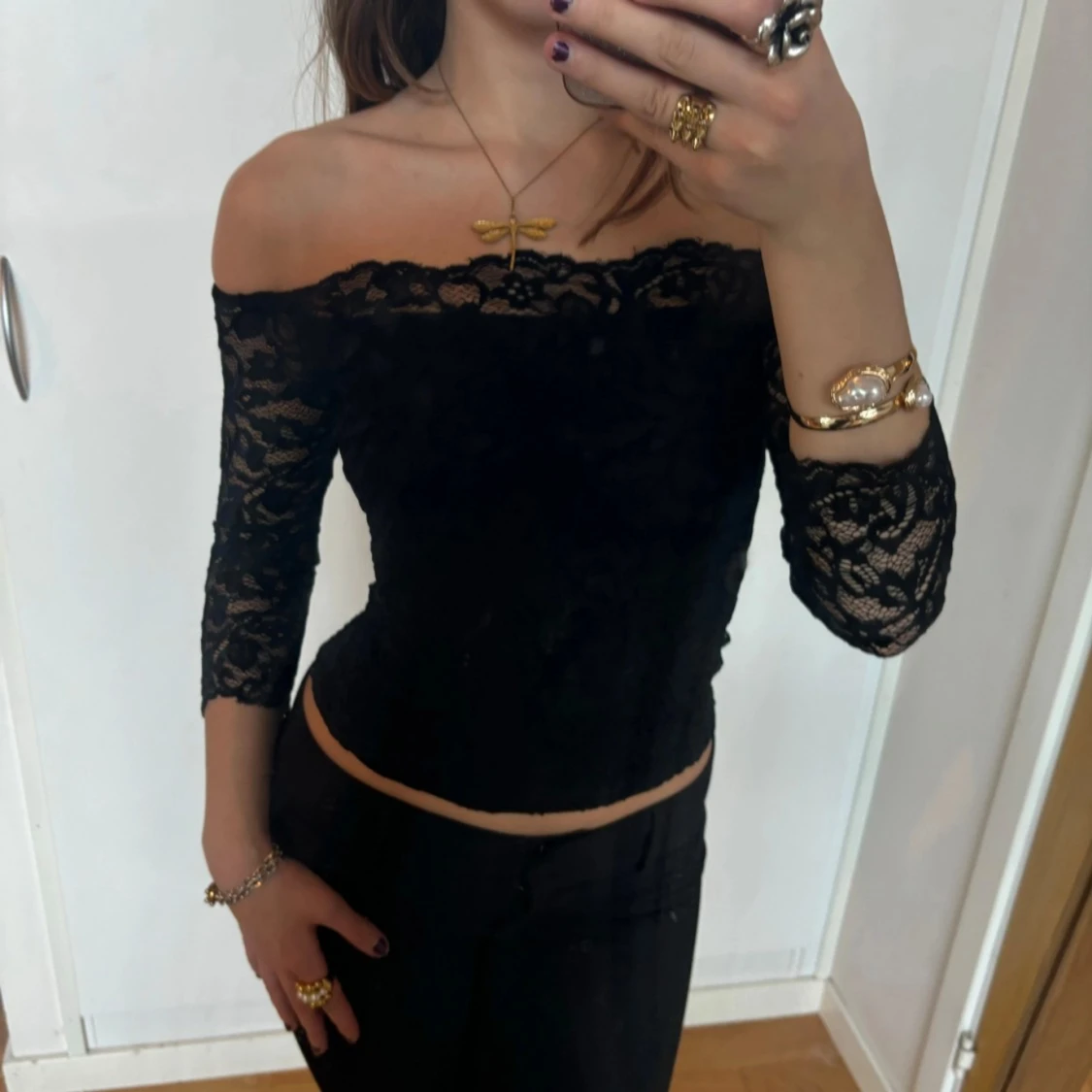 Off shoulder trekvartsärmad spetstopp  - 2