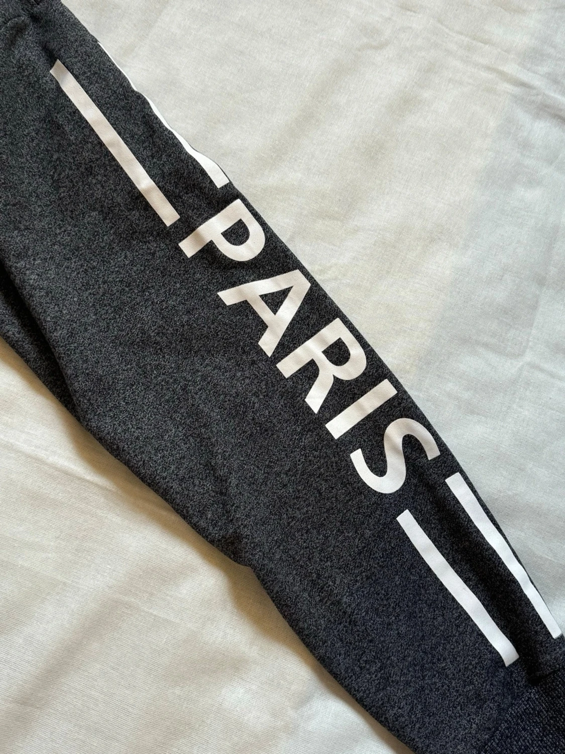 Mörkgrå oäkta Givenchy Paris sweatshirt - 5