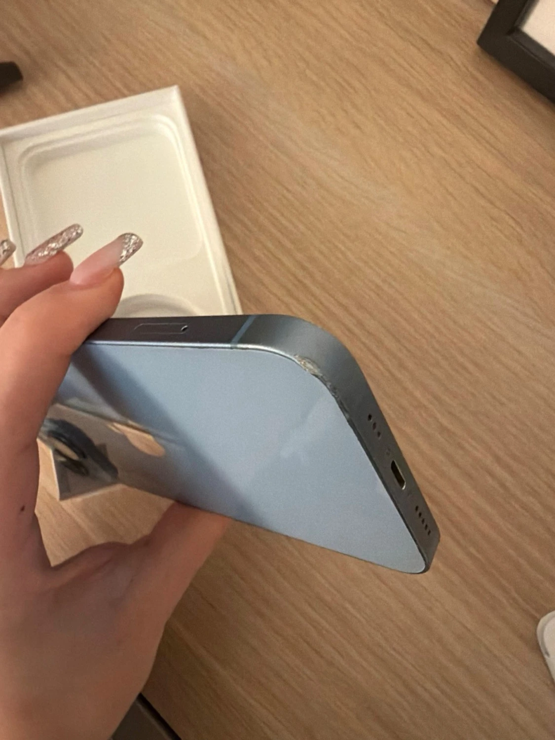 Ljusblå iphone 14 - 2