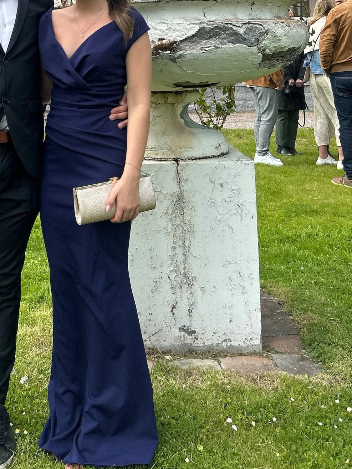 Marinblå Bardot långklänning Goddiva - 1