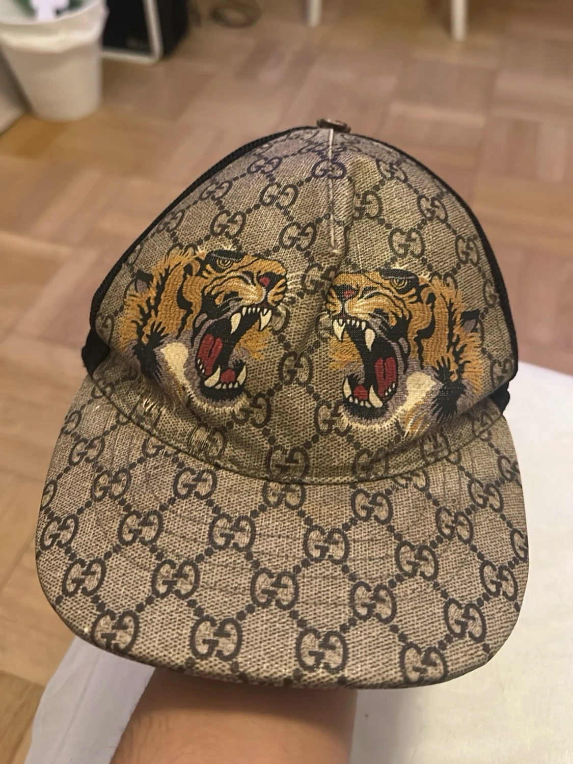 Gucci keps med tigertryck