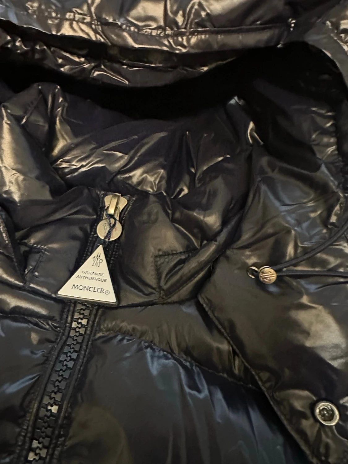 NFC fungerar Svart dunjacka med huva från Moncler - 4