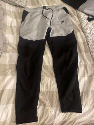 Nike tech set - En Nike tech set