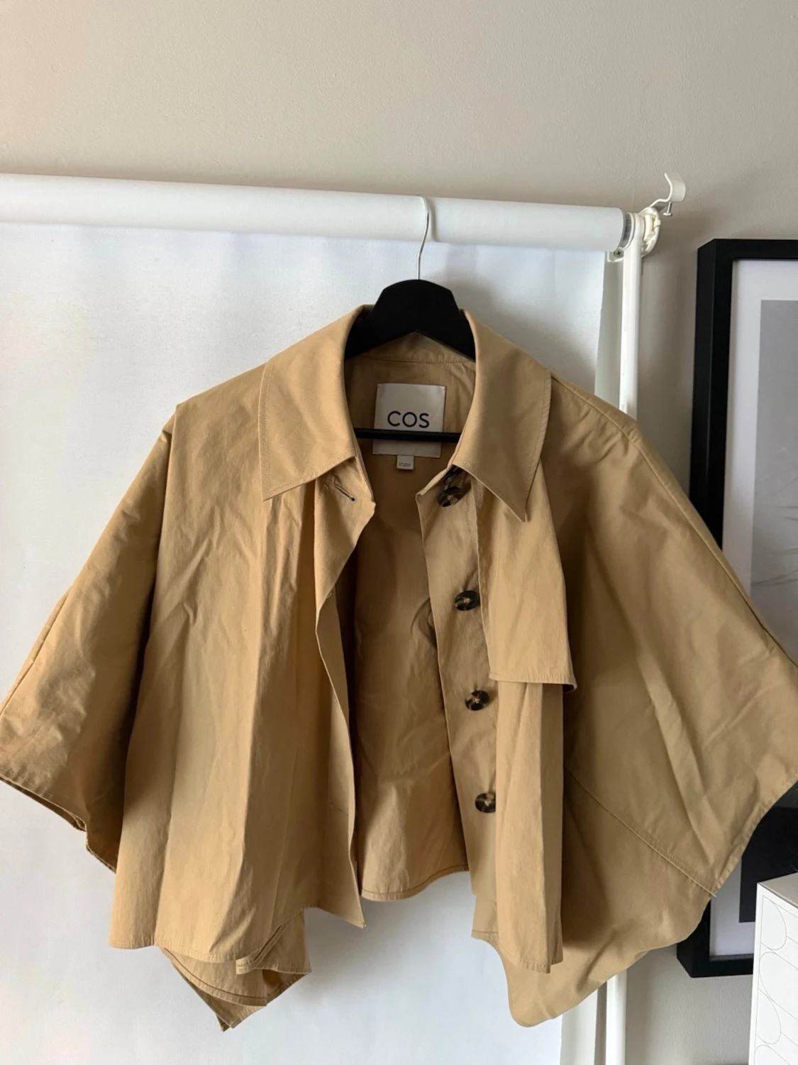 Beige overshirt från COS