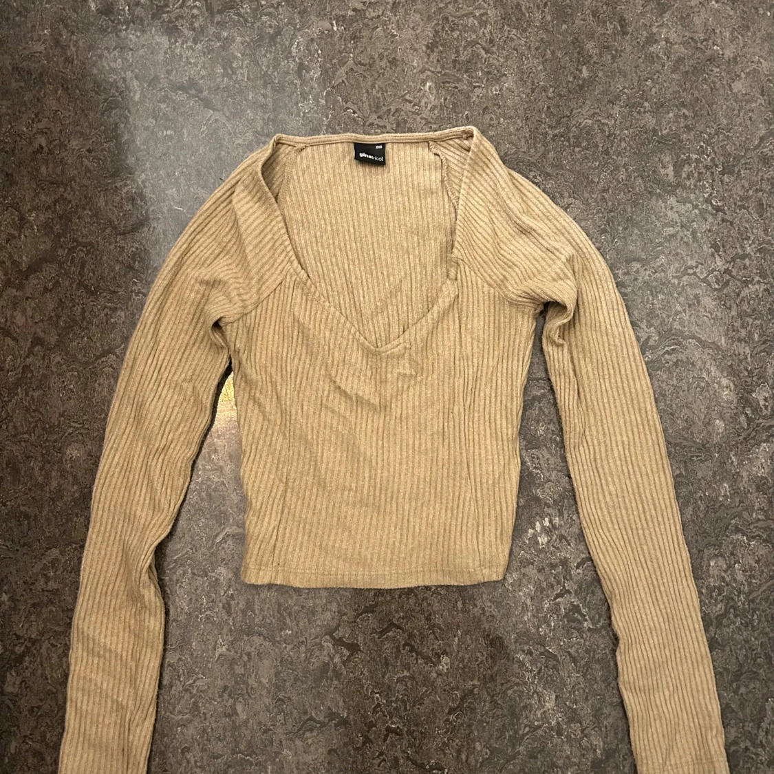 Beige Ginatricot långärmad topp