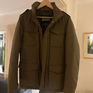 Herno jacka o Brunello skor - Herno jacka och Brunello skor