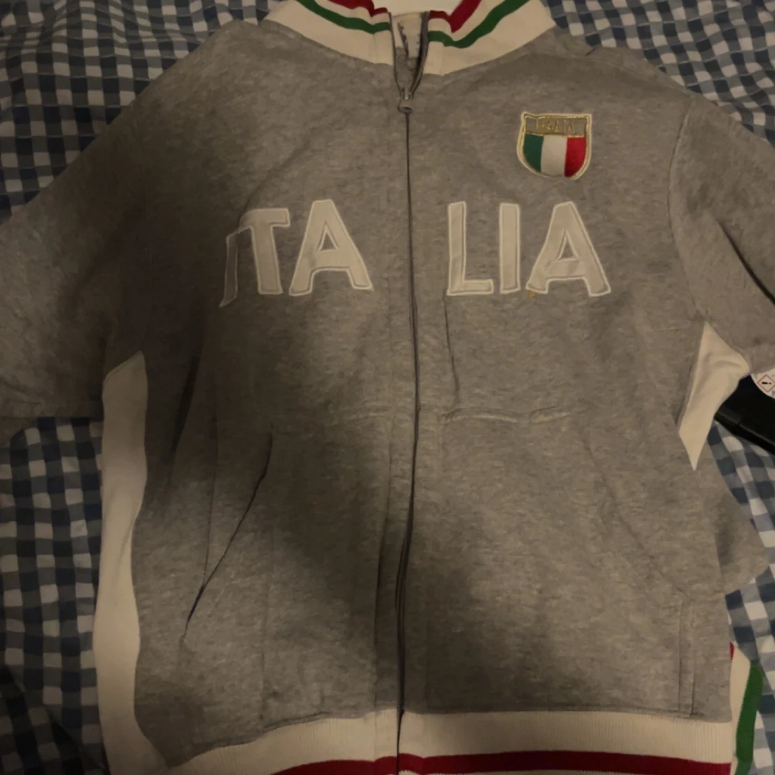 Grå Italia hoodie från Blu Mar