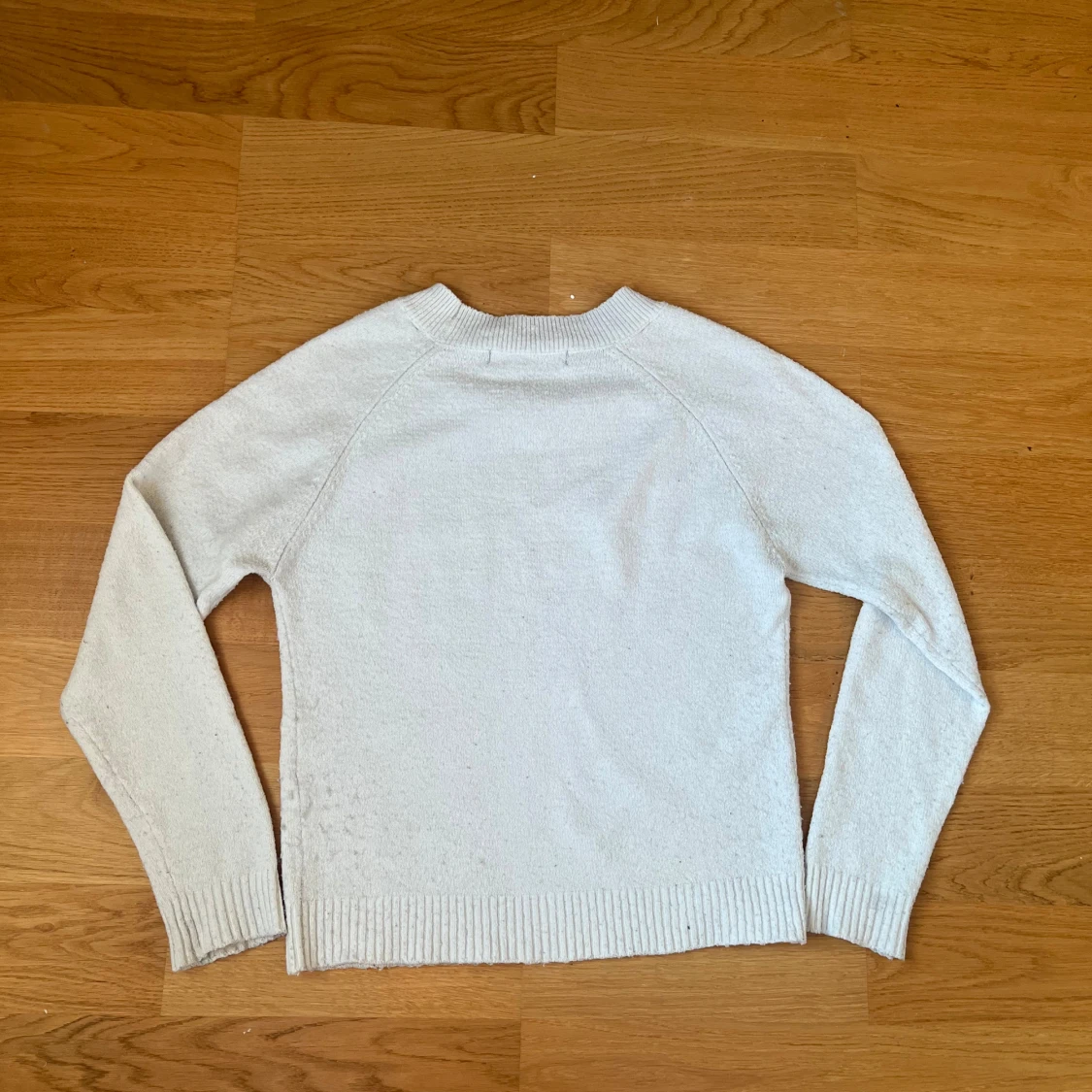 Vit stickad tröja från Vero Moda XS - 2